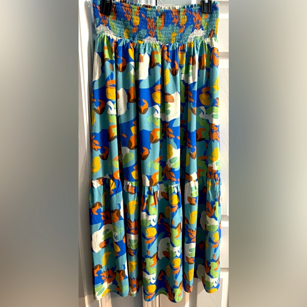 Entro Boutique Maxi Skirt‎ Size M-New with Tags